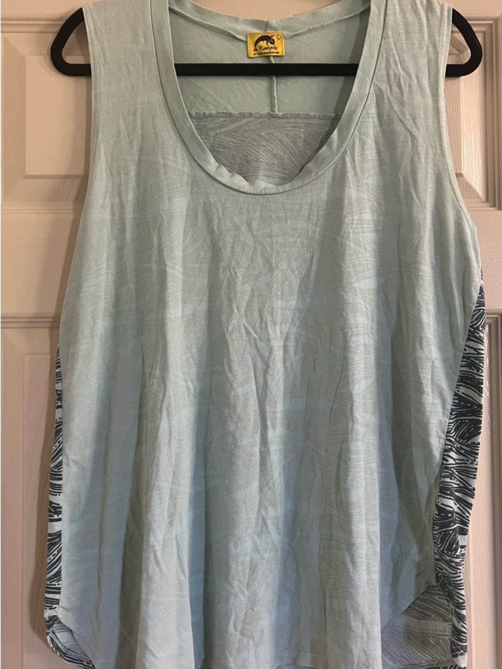 Kealopiko Scoop Neck Tank Top